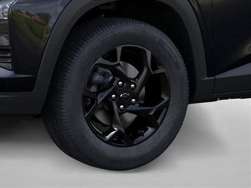 New 2026 Chevrolet Trax LT FWD image 9