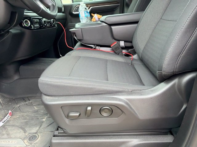 Used 2025 Chevrolet Silverado 1500 RST RWD image 7