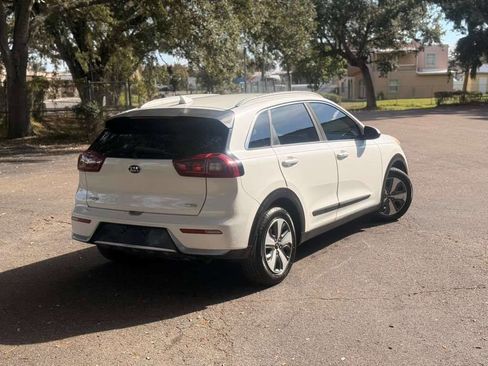 Used 2018 Kia Niro LX image 5