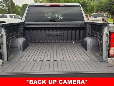 New 2026 GMC Sierra 1500 Elevation w/ Elevation Select Package AWD/4WD image 9