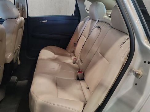 Used 2012 Chevrolet Impala LTZ FWD image 23