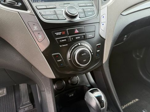 Used 2014 Hyundai Santa Fe Sport w/ Technology Package 14 image 21