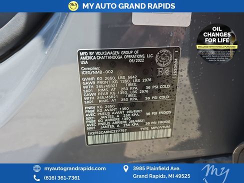 Used 2022 Volkswagen Atlas Cross Sport SEL Premium R-Line AWD/4WD image 35