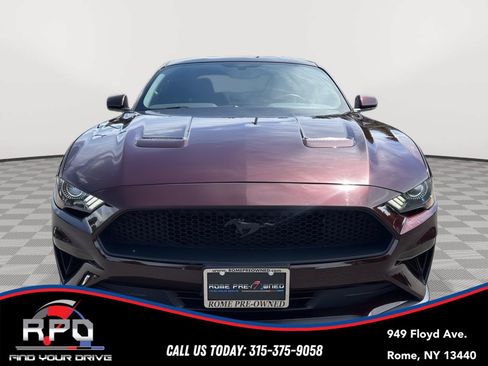 Used 2018 Ford Mustang Coupe RWD image 8