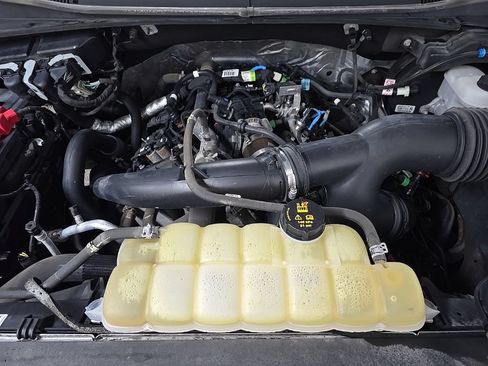 Used 2019 Ford F150 XL w/ Equipment Group 101A Mid AWD/4WD image 15