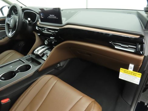 Used 2026 Acura MDX w/ Technology Package FWD image 17
