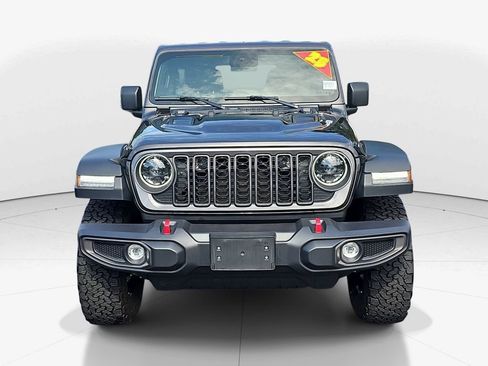 Used 2025 Jeep Wrangler Unlimited Rubicon AWD/4WD image 11