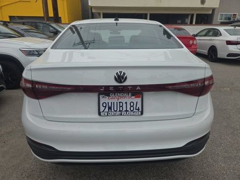 Certified 2026 Volkswagen Jetta Sport FWD image 4