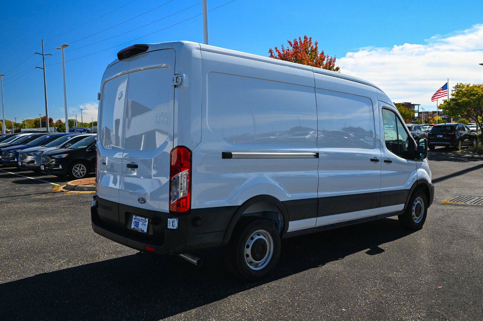 New 2027 Ford Transit 250 148 Medium Roof RWD image 5