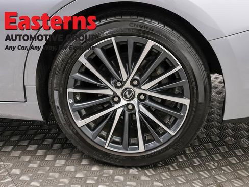 Used 2022 Lexus ES 350 w/ Premium Package FWD image 29