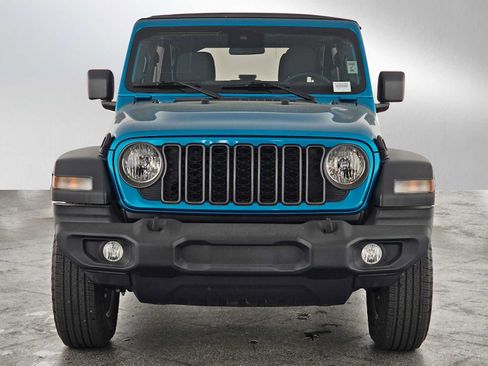 Used 2024 Jeep Wrangler Unlimited Sport AWD/4WD image 8