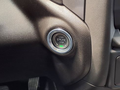 Used 2025 Chevrolet Silverado 1500 Custom RWD image 13