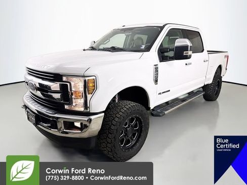 Used 2018 Ford F250 XLT w/ XLT Premium Package image 4