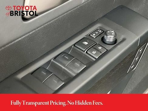 Used 2026 Toyota Sequoia Capstone AWD/4WD image 30