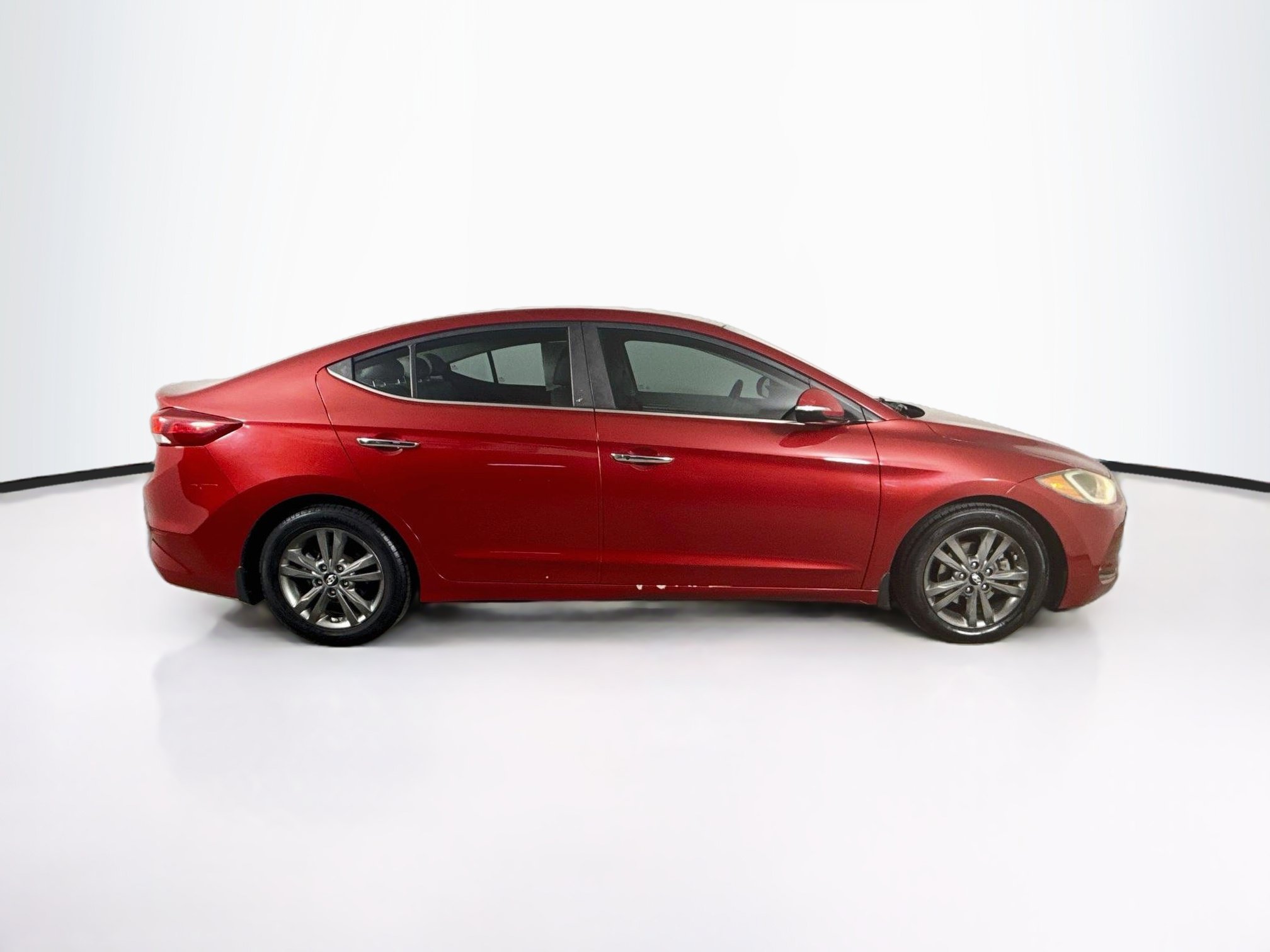 Used 2017 Hyundai Elantra Limited FWD image 2
