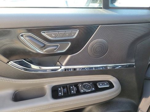 Certified 2024 Lincoln Corsair AWD w/ Equipment Group 101A image 39