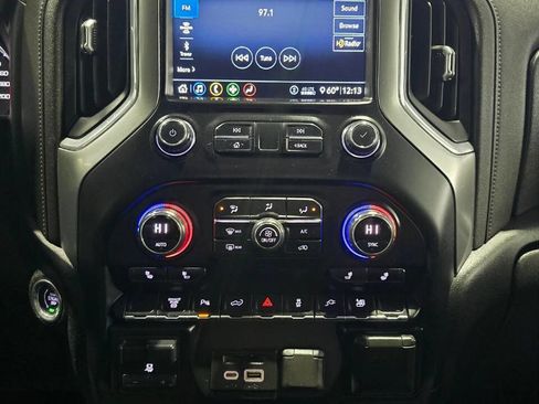 Used 2020 Chevrolet Silverado 2500 LT w/ True North Edition image 10