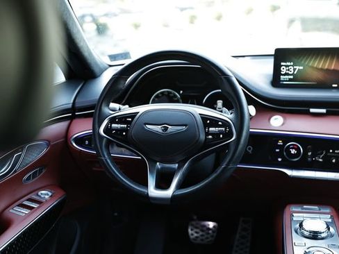 Used 2022 Genesis GV70 3.5T Sport w/ Sport Prestige Package image 27