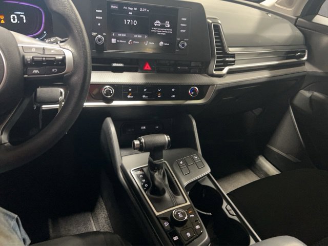Used 2023 Kia Sportage LX AWD/4WD image 26