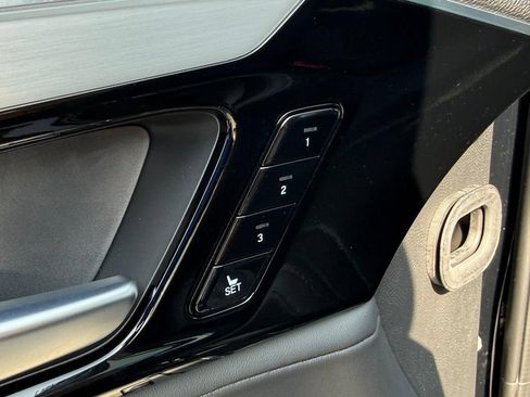 Certified 2026 Acura MDX SH-AWD w/ Technology Package image 22