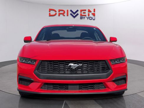 Used 2025 Ford Mustang Coupe image 8