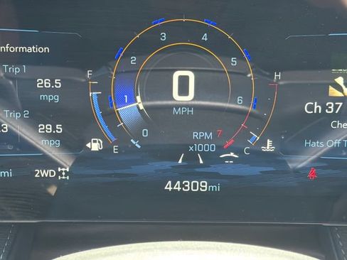 Used 2025 Chevrolet Equinox LT w/ Convenience Package II AWD/4WD image 24