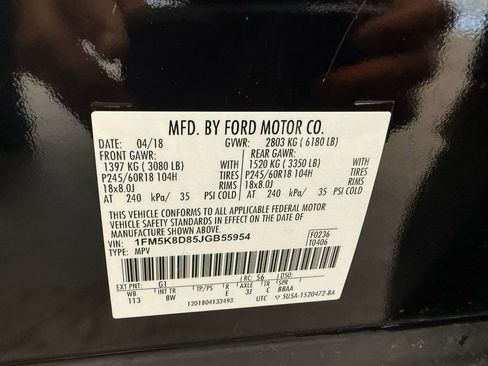 Used 2018 Ford Explorer XLT image 23