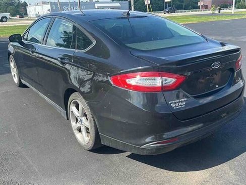 Used 2014 Ford Fusion SE w/ Equipment Group 201A FWD image 6