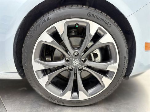 Used 2019 Buick Cascada Premium image 35