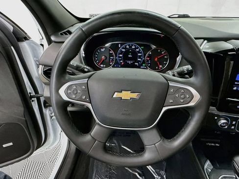 Used 2023 Chevrolet Traverse Premier AWD/4WD image 12