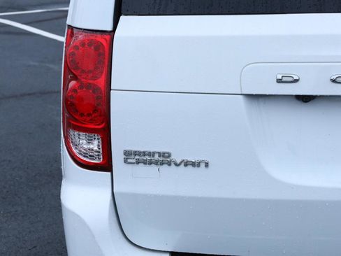 Used 2020 Dodge Grand Caravan GT image 19