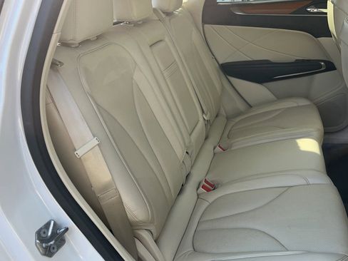 Used 2016 Lincoln MKC Reserve w/ Lincoln MKC Climate Package image 21