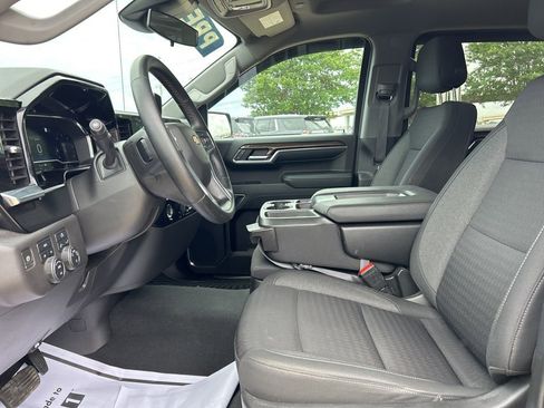Used 2023 Chevrolet Silverado 1500 LT AWD/4WD image 12