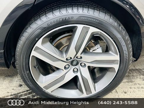 Used 2023 Land Rover Discovery S R-Dynamic image 33