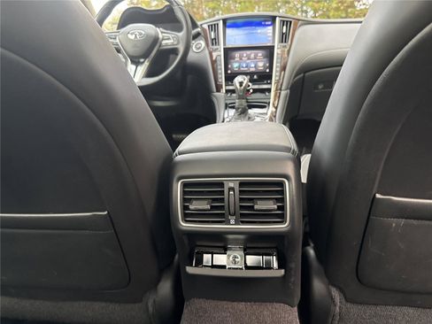 Used 2018 INFINITI Q50 Luxe image 26