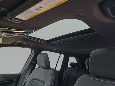 New 2025 Jeep Grand Cherokee Laredo X image 15