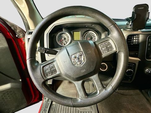 Used 2017 RAM 1500 Classic SLT image 12