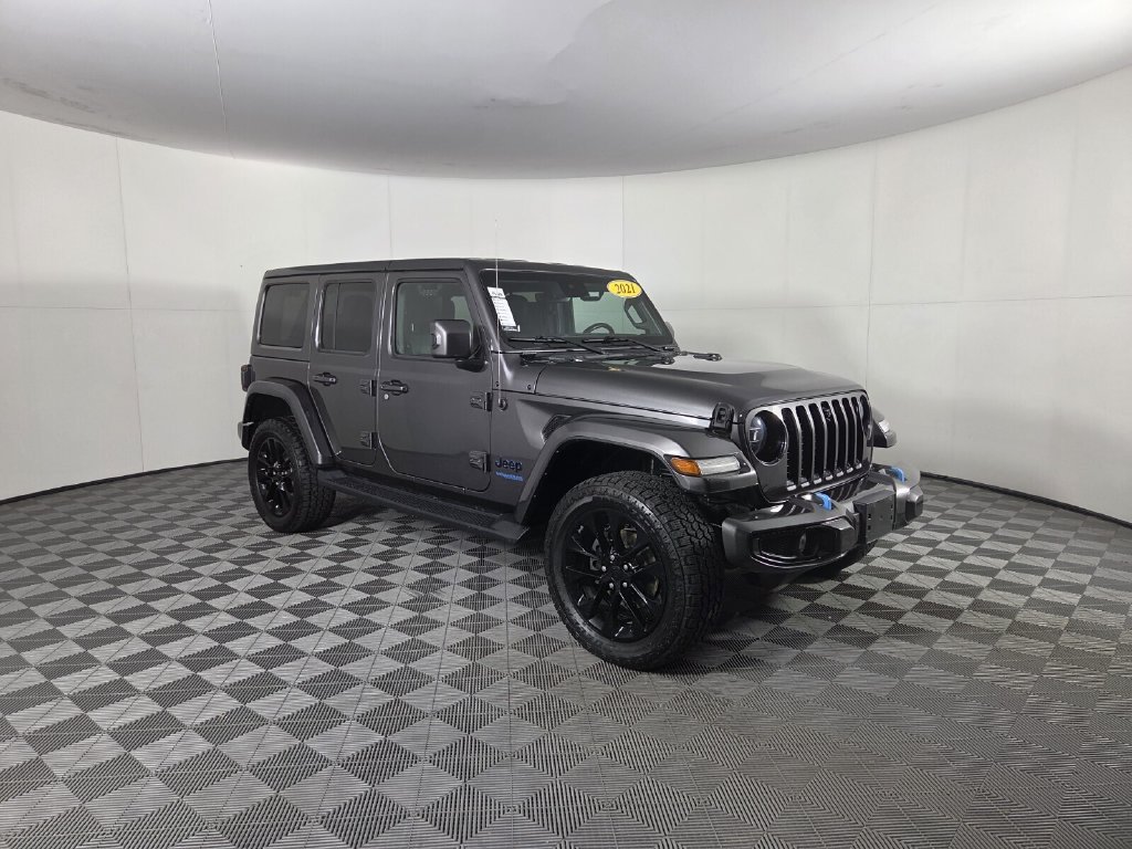Used 2021 Jeep Wrangler Unlimited Sahara AWD/4WD image 23