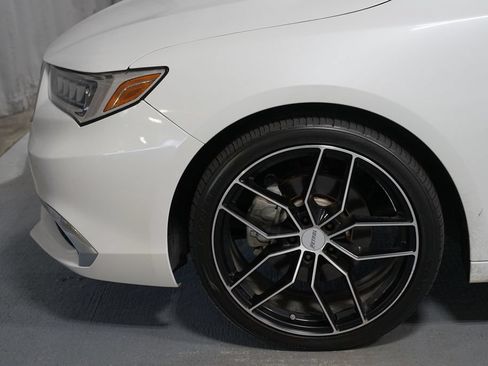 Used 2018 Acura TLX FWD image 5