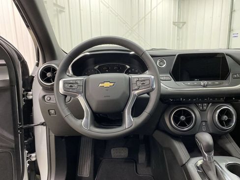 Used 2022 Chevrolet Blazer LT w/ Midnight/Sport Edition AWD/4WD image 19
