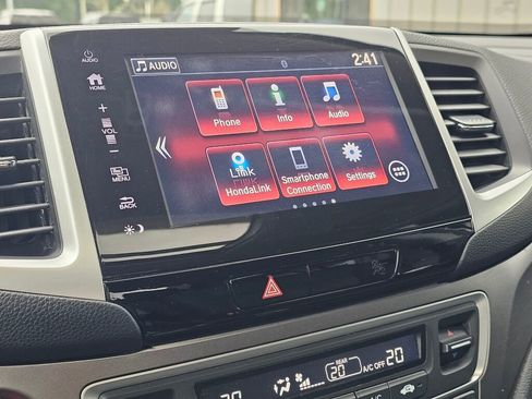 Used 2020 Honda Ridgeline Sport image 32