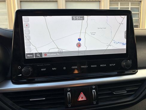 Used 2023 Kia Forte GT-Line w/ GT-Line Premium Package image 18