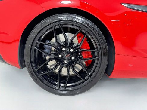 Used 2025 Chevrolet Corvette Z06 RWD image 36