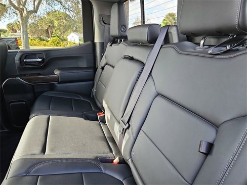 Used 2019 Chevrolet Silverado 1500 LT Trail Boss image 11