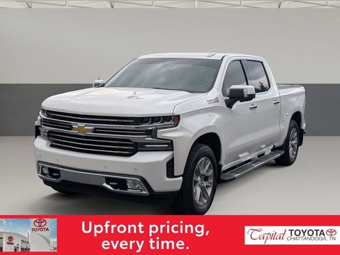 Used 2020 Chevrolet Silverado 1500 High Country w/ Technology Package image 4