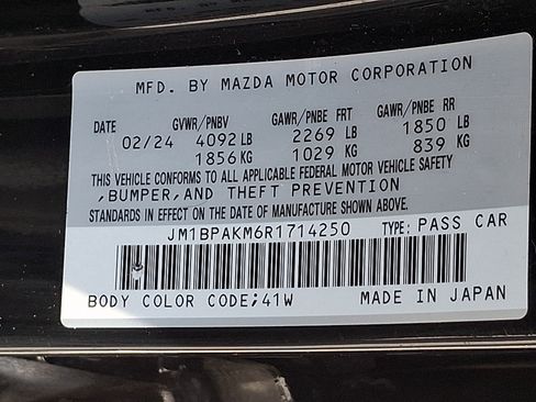 Used 2024 MAZDA MAZDA3 s FWD image 27