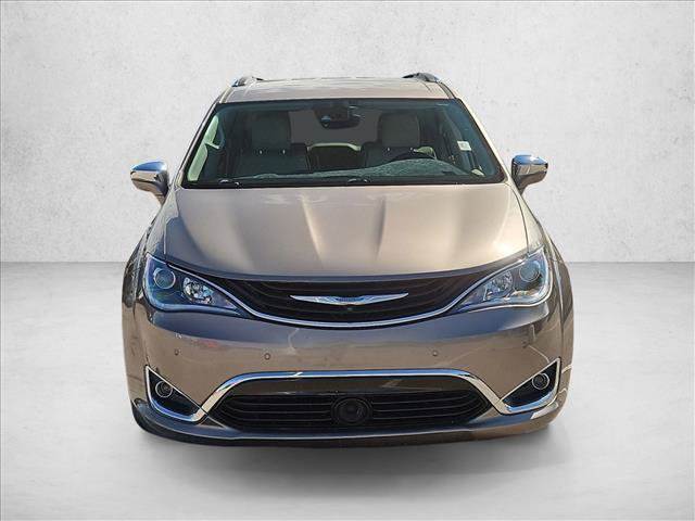 Used 2018 Chrysler Pacifica Limited w/ Advanced Safetytec Group FWD image 2