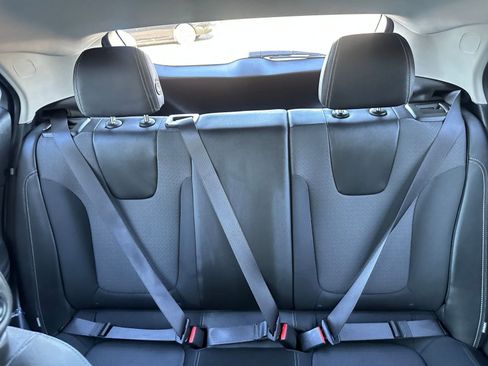 Used 2025 Buick Encore GX Preferred image 38