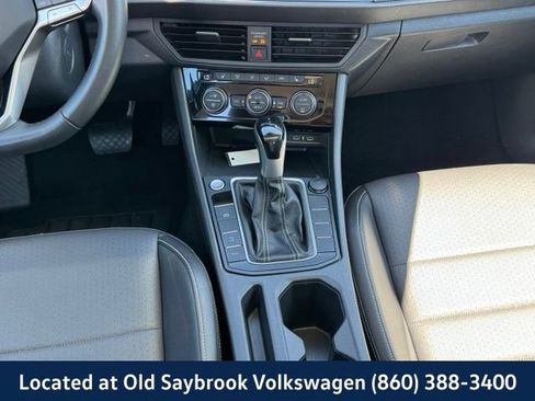 Certified 2024 Volkswagen Jetta SE FWD image 15