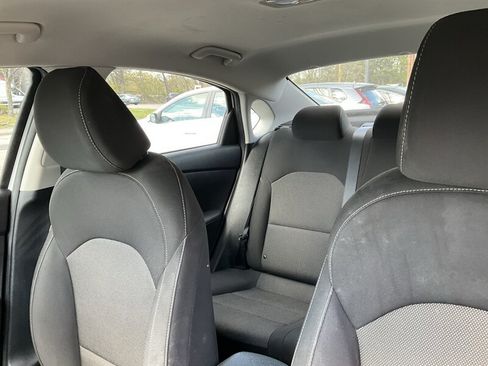Used 2023 Kia Forte LXS FWD image 23